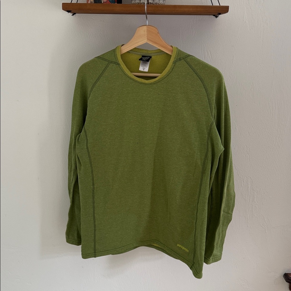 Vintage Patagonia Capilene Performance Baselayer - Men’s M